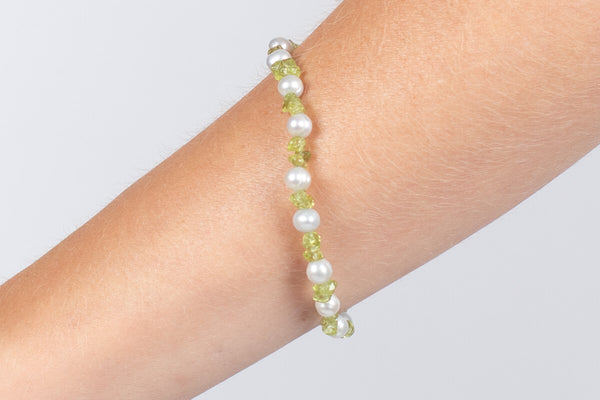Armband Peridot mit Perlen #47