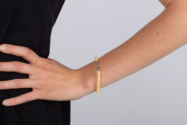 Armband Calcit gelb mit Symbol der Unendlichkeit in Silber #131