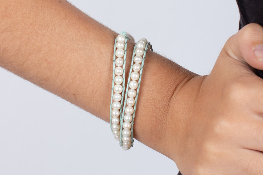 Armband (doppelt) Perlen in Leder gefasst #211