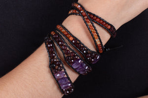 Armband (vierfach) Amethyst & Granat & Carneol in Leder gefasst #215