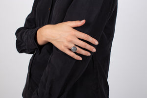 Ring Mondstein