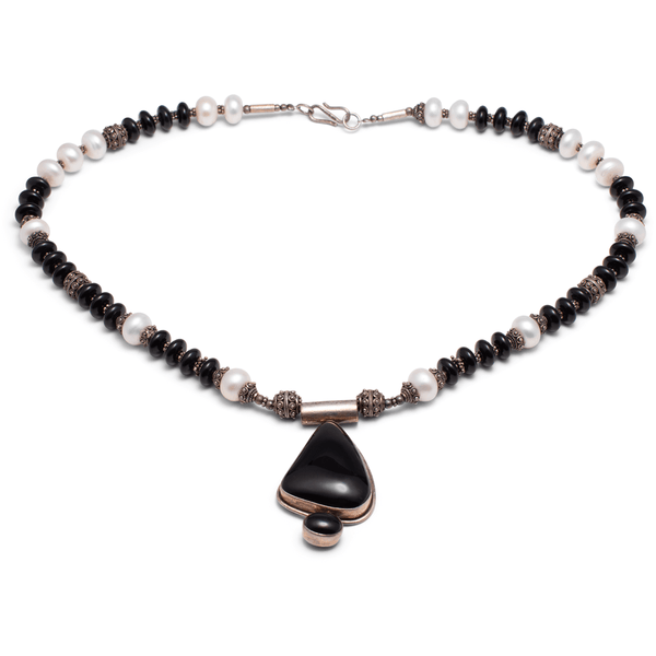Halskette Onyx & Perlen #594