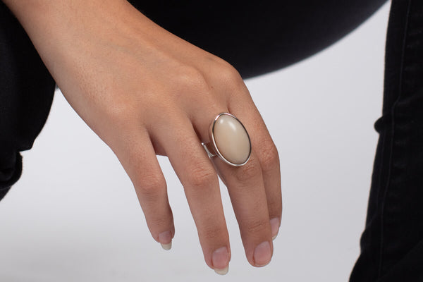 Ring Mondstein